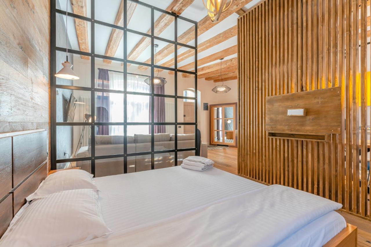 Premium Suites Postavarului บราชอฟ ภายนอก รูปภาพ